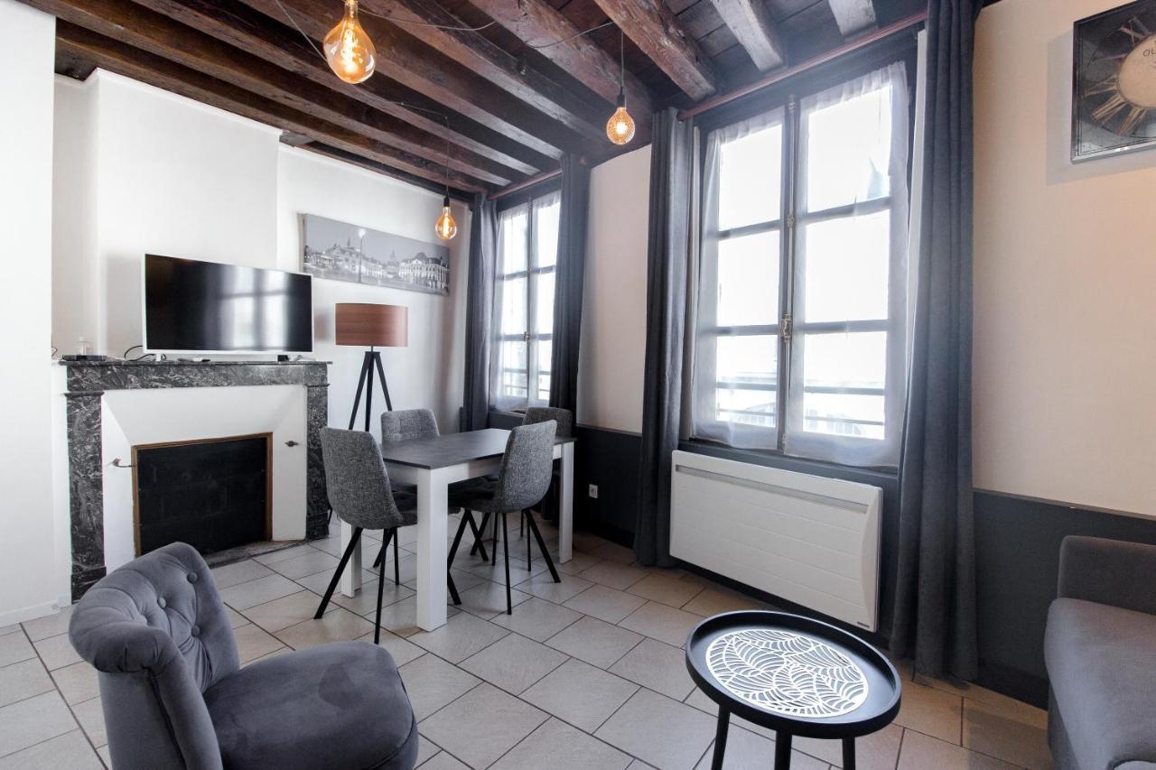 Au Bourg Neuf Daire Orléans Dış mekan fotoğraf